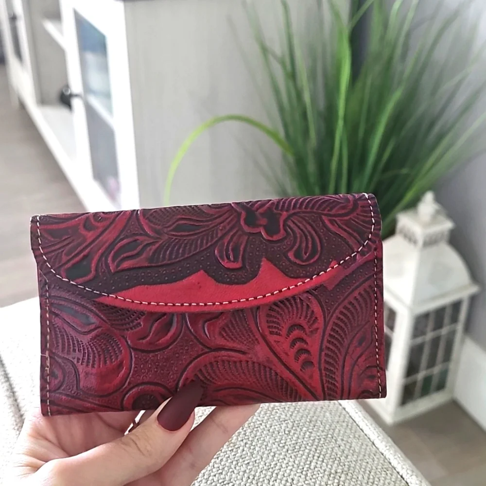 NWOT Hand Tooled Western Red & Black Compact Mini Wallet